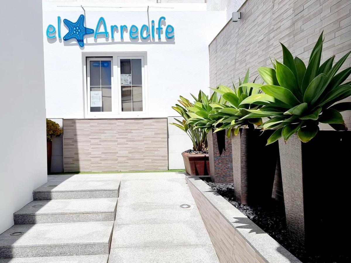 Apartamentos El Arrecife Коніль-де-ла-Фронтера Екстер'єр фото